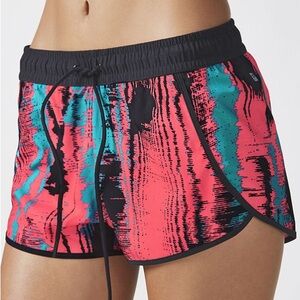 Fabletics Carrie Short II Heat Wave Black